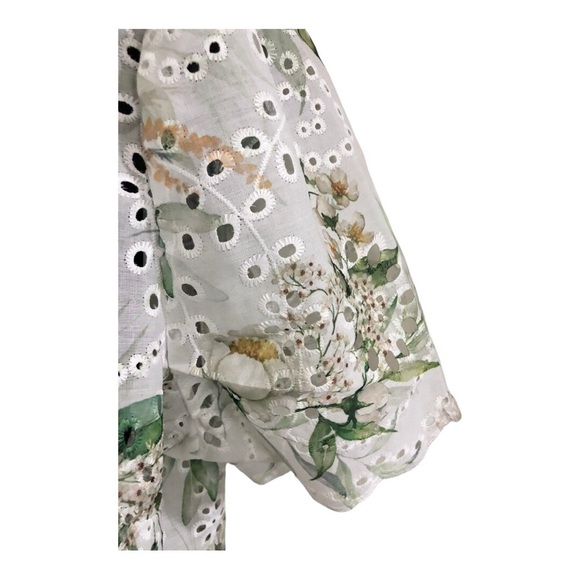 White crochet eyelet style green floral button down blouse top size Large new - Picture 5 of 15